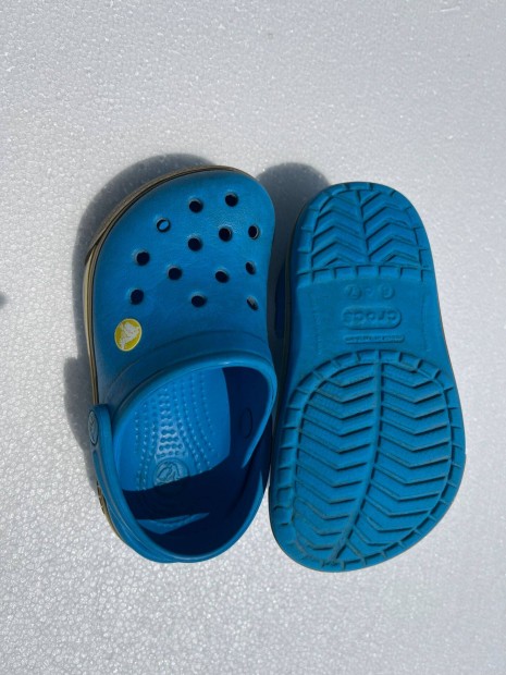 Crocs papucs C 6-7 (22-24)