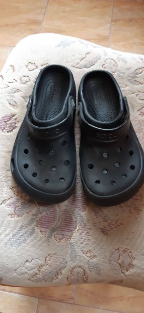 Crocs papucs elad