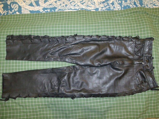 Cromwell ni 36-os fzs motoros brnadrg derk 70cm motorosnadrg