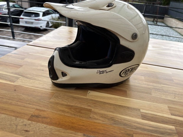 Cross carbon kevlar sisak eladó
