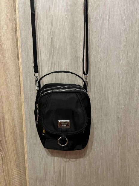 Crossbody válltáska