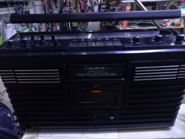 Crown Japn Boombox