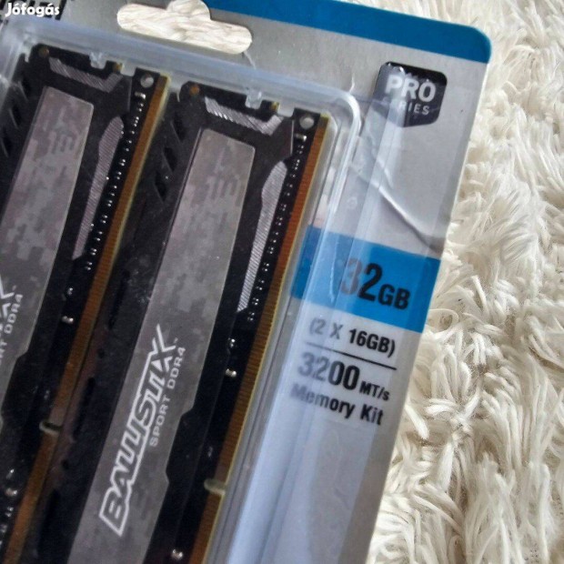 Crucial Ballistix Sport LT 16GB DDR4 2400MHz ram