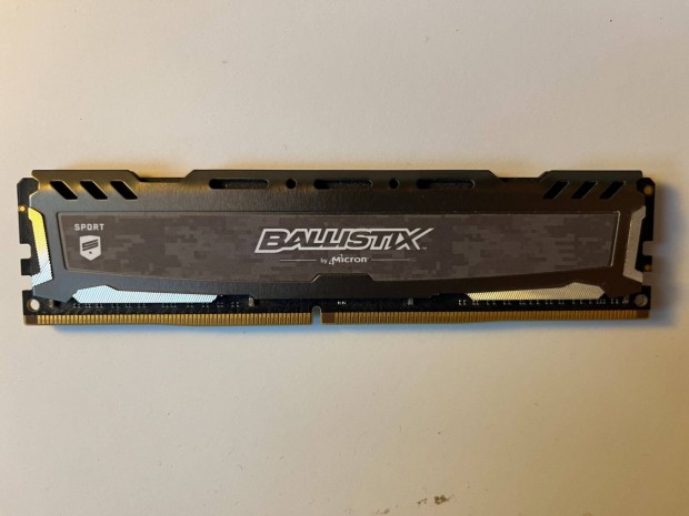 Crucial Ballistix Sport LT 8GB DDR4 2400MHz BLS8G4D240Fsbk