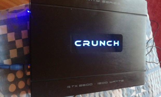 Crunch Gtx 2600 2 csatorns erst,1200W Gravity szria 2160/300 W