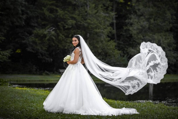 Crystal Design- Julietta menyasszonyi ruha