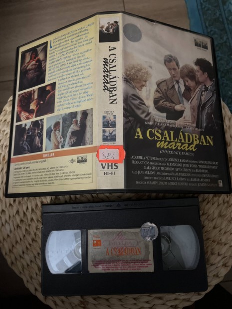 Csaldban marad vhs film