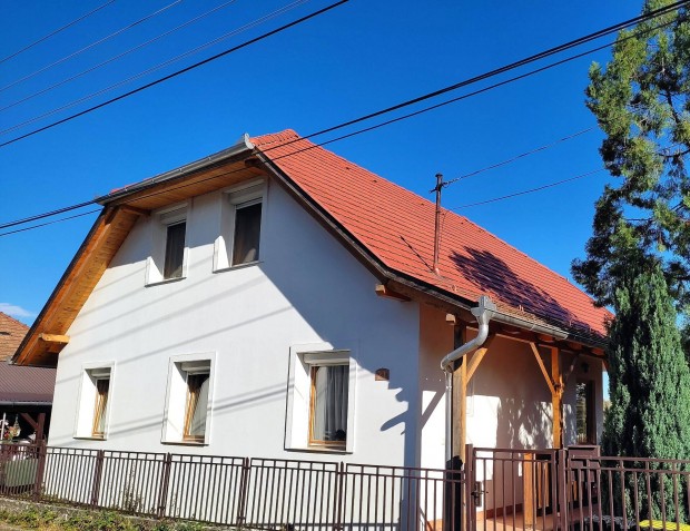 Családi ház Bonyhádon gyönyörű panorámával