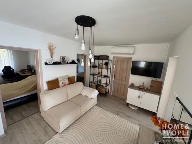 Csal�di h�z Z�k�nysz�ken!!