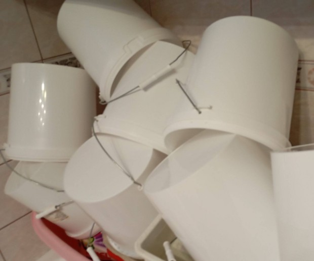 Csalis vdr etetanyag, tp, felszerels, fogs. trolshoz 10 l-es