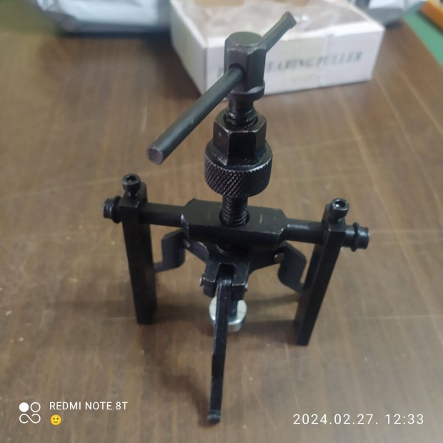 Csavarozó -Felhasználási tartomány: M12-M16 mm -Nyomaték: 750N. M -Ter