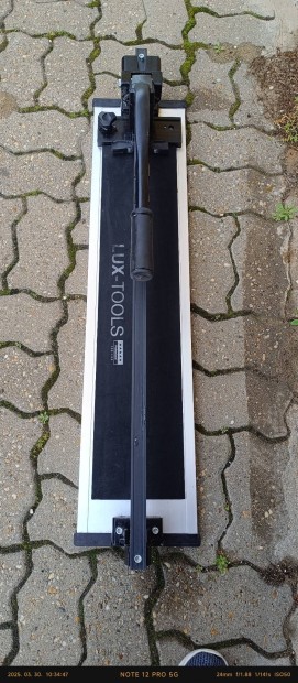 Lux Csempevago