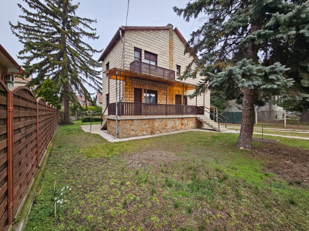 Csendes otthon R�kosszentmih�ly sz�v�ben kiv�l� k�zleked�ssel