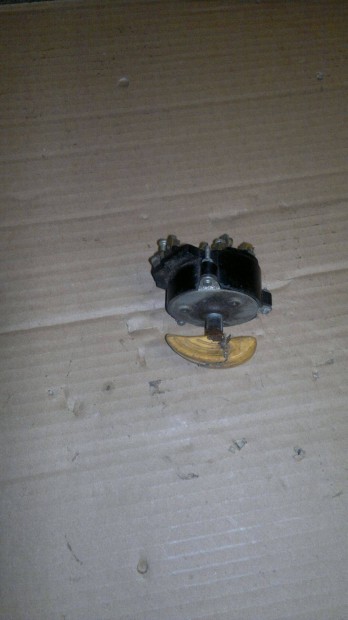 Csepel 125-danuvia 125 gyujt�skapcsolo