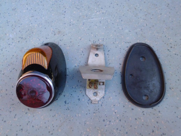 Csepel 125 gy�ri �j h�ts� l�mpa me�s pecs�ttel