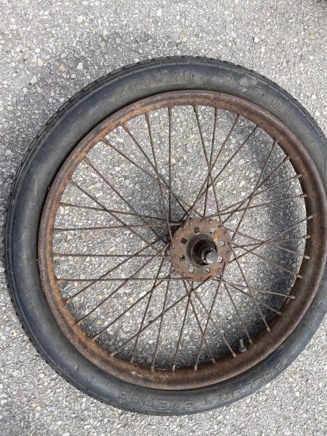 Csepel 125 h�ts� ker�k