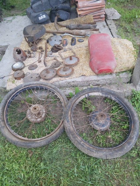 Csepel 125 kerék eladó