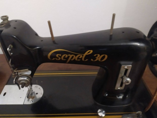 Csepel 30 varrgp