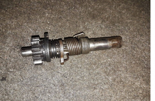 Csepel / Danuvia gy�ri komplett ber�g� tengely