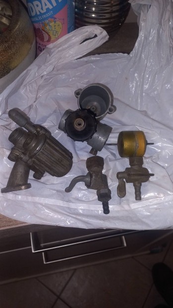 Csepel,danuvia karbur�tor benzin csap