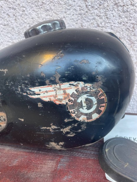 Csepel motorkerkpr zemanyagtank