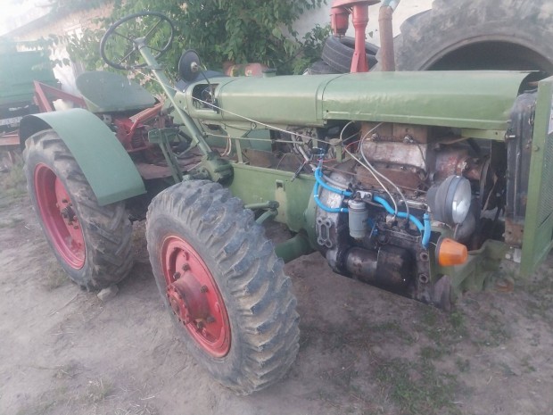 Csepel ue-28 kisdutra, 4x4-es traktor papirokkal elado