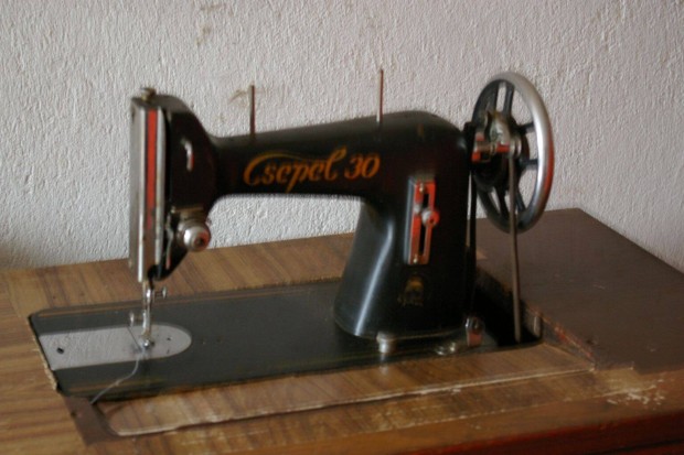 Csepel varrgp