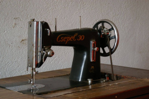 Csepel varrgp