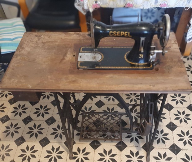 Csepel varrgp