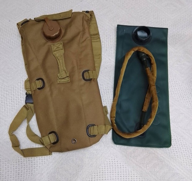 Cser katonai víztartály ivótasak camelbak kerékpár futó hátizsák