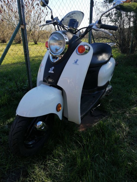 Csere Keeway Milan