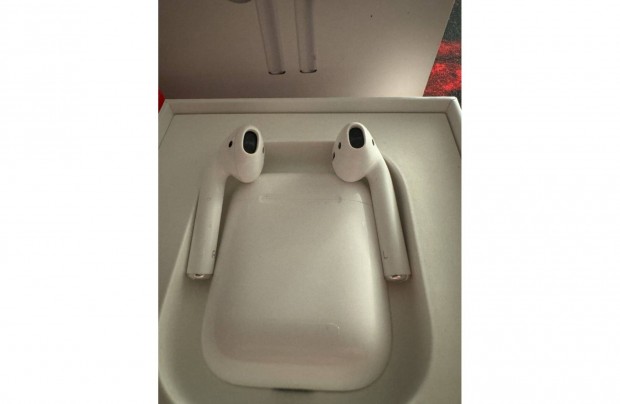 Csere miatt elad hibtlan j llapot Apple Airpods 2