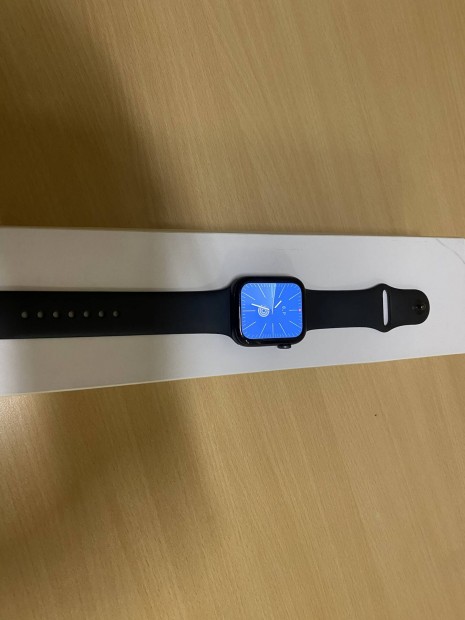 Csere vagy elad Apple watch series 5 44 mm-es!!