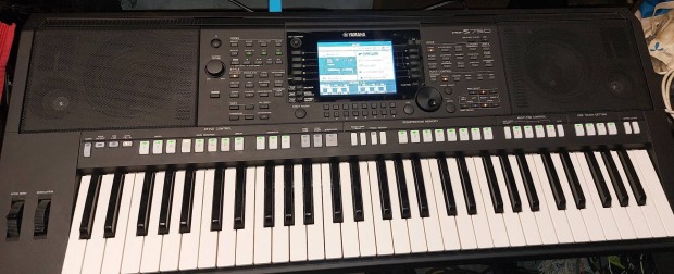 Csere yamaha psr s750