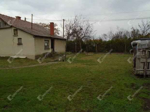 Cserkeszőló külterületi részén 3.49 AK szántó telek eladó!