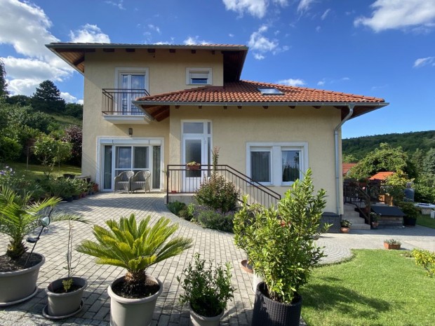 Cserszegtomaj, Panor�m�s r�sz, 108 m2-es, csal�di h�z, 3 szob�s