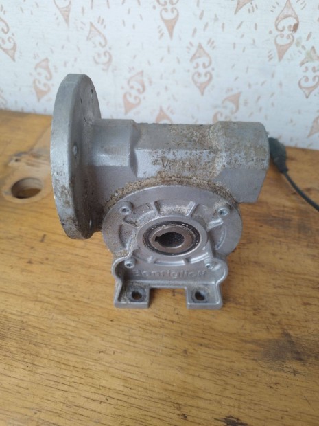 Csigakerekes hajt�m�