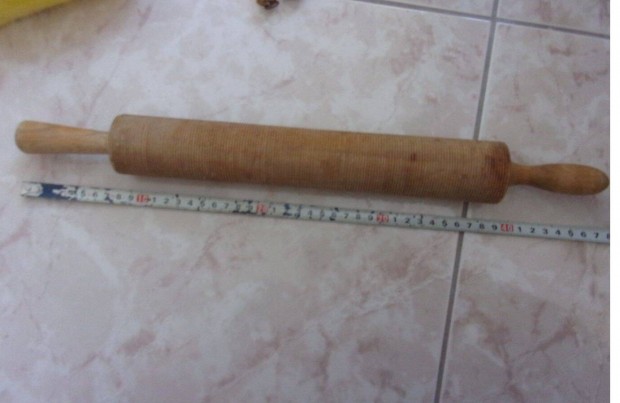 Csíkos nyújtófa csíkozó nyújtófa sodrófa 50 cm körüli Újpest központ k
