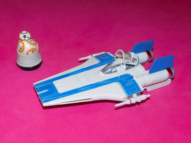 Csillagok hborja, Star Wars A-Wing Fighter makett + BB8 figura