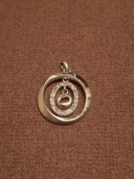 Csillog�s, k�r alak� med�l (ingyen elvihet�)