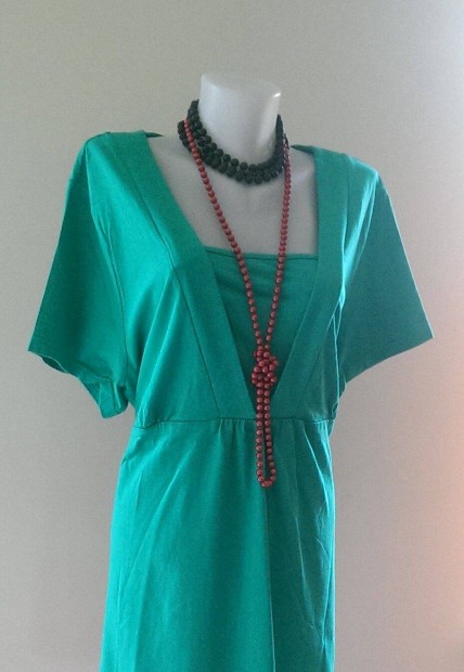 Csinos Hátul Megkötős Zöld Tunika (Méret: 2 - 3 XL ) Kód: TU 559