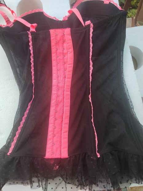 Csipkés, tüllös új babydoll eladó /M/