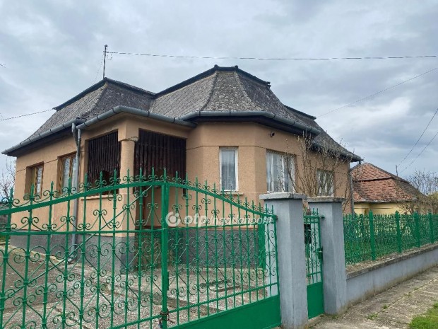 Csitári eladó 84 nm-es ház
