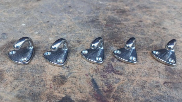 Csomagr�gz�t� h�l�hoz kamp�k