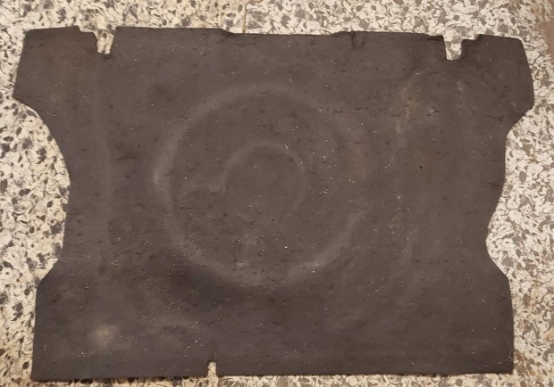 Csomagtart� aljzat sz�nyeg Elad�