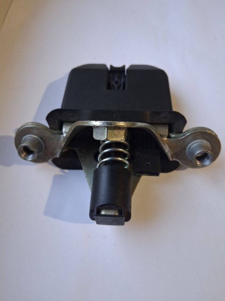 Csomagt�r z�r Skoda Octavia2