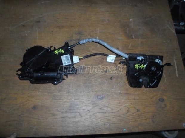 Csomagt�r z�r - bmw 5-�s sorozat