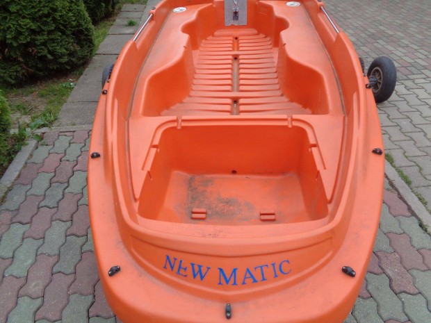 Csnak New Matic dupla fal manyag
