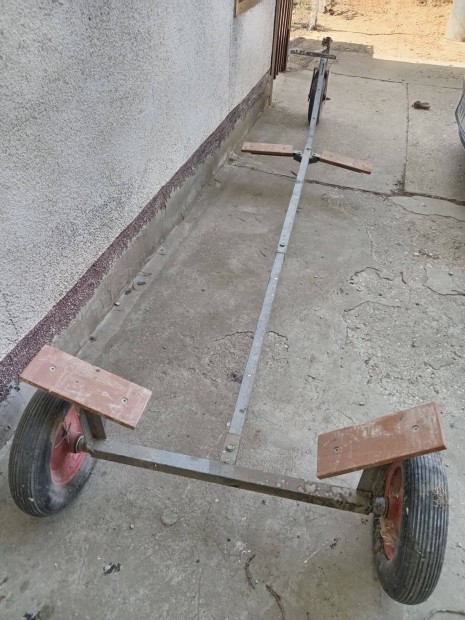 Csnak szllt