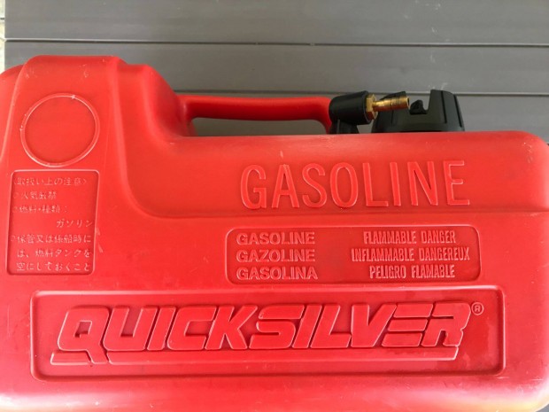 Csnakmotor Benzintank